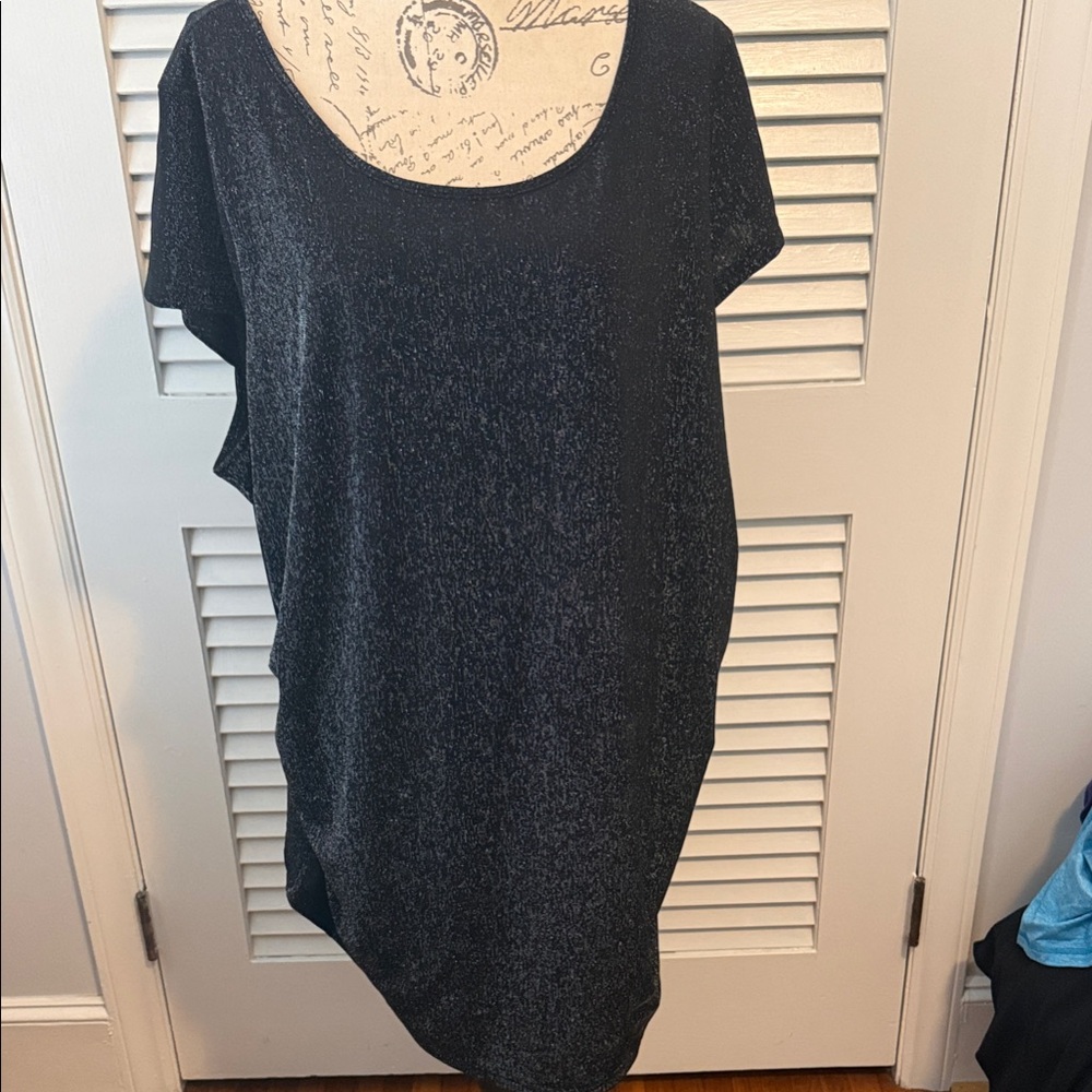 BloomChic Black Shimmer Scoop Neck Short Sleeve Top